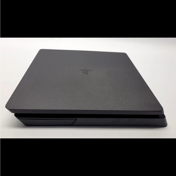 Sony playstation 4 PS4 slim - Picture 3 of 4